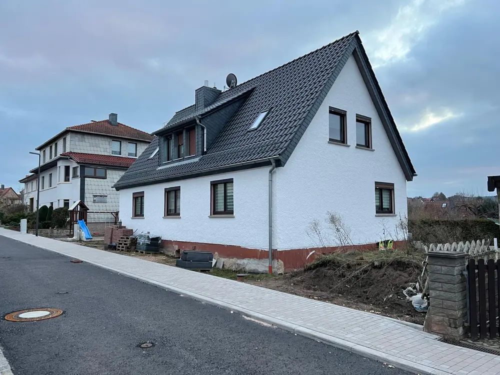 WPC-Sichtschutzzaun - vorher