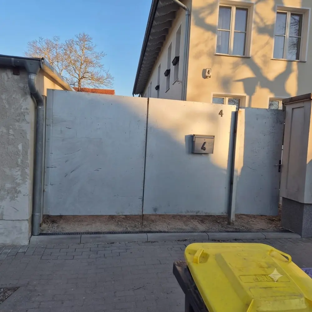 Geschmiedete Tore - vorher
