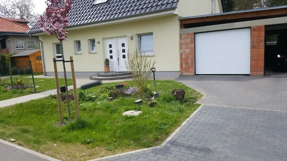 Stahlzaun - vorher